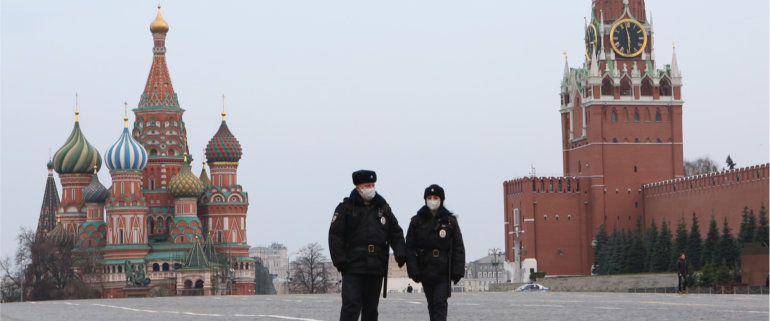 Im Kampf gegen Corona / Covid-19 baut Putin in Russland den digitalen Überwachungsapparat aus. Auch die Anwendung des Strafrechts wir ausgeweitet. 