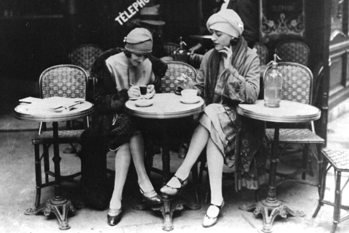 Paris Cafe Beitragsbild