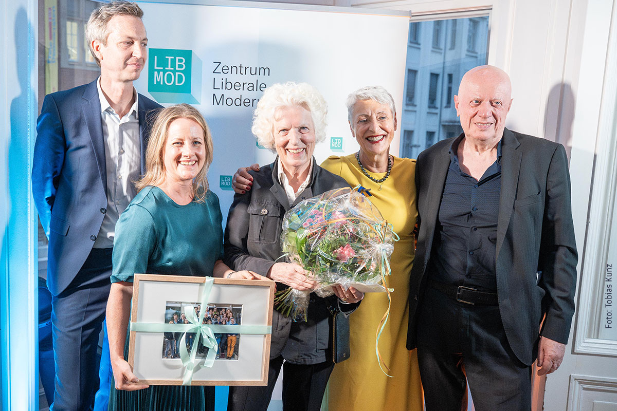 Was für ein Abend, was für ein Empfang!
Am 11. September feierten wir unseren Jahresempfang mit zahlreichen Freunden, Wegbegleitern und Partnern von LibMod – ein starkes Signal für die liberale Demokratie in herausfordernden Zeiten.