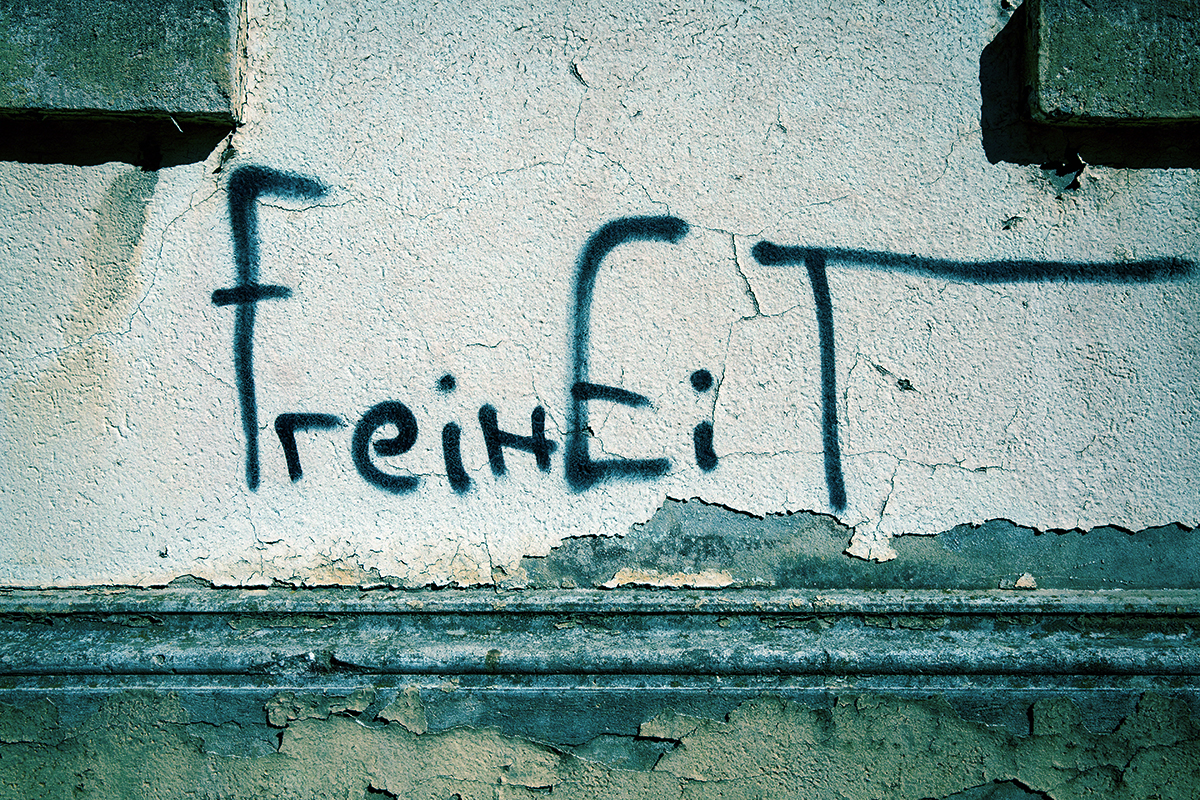 Der Liberalismus steht weltweit unter Druck – Populismus, autoritäre Regime und globale Krisen stellen seine Grundprinzipien auf die Probe. Was bedeutet Freiheit heute? Diskutieren Sie mit uns am 04. November 2025 beim Auftakt des Editionsprojekts Vordenker der liberalen Moderne – mit Gästen aus Politik, Wissenschaft und Zivilgesellschaft.