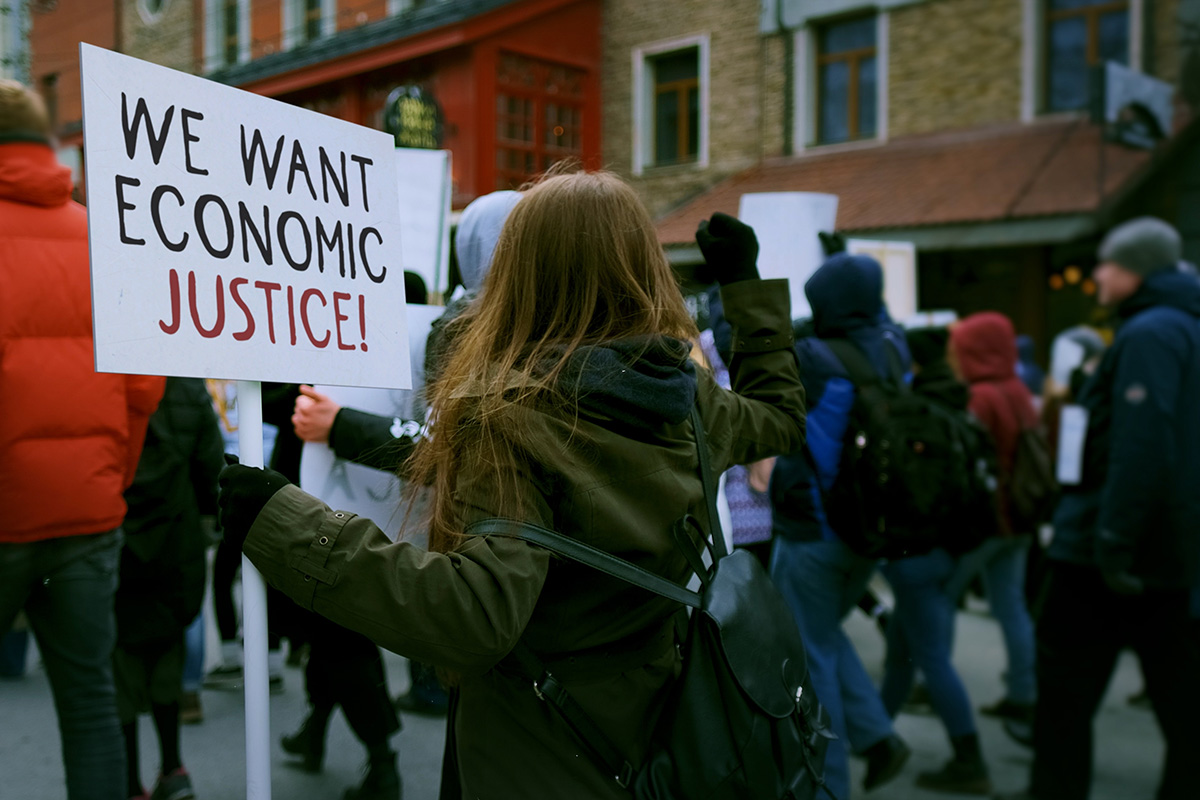 Der Exzellenzpreis unseres diesjährigen Essaywettbewerbs zum Verhältnis von 